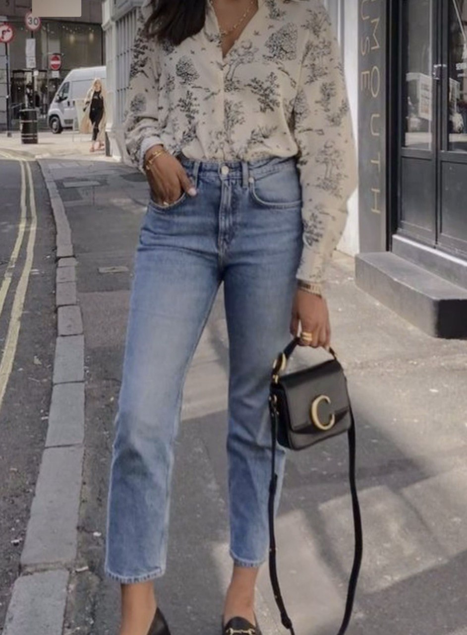 Стиліст назвала 5 речей, які потрібно викинути з гардероба